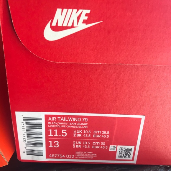 COPY - Nike tailwind black and white 11.5 - Picture 2 of 2